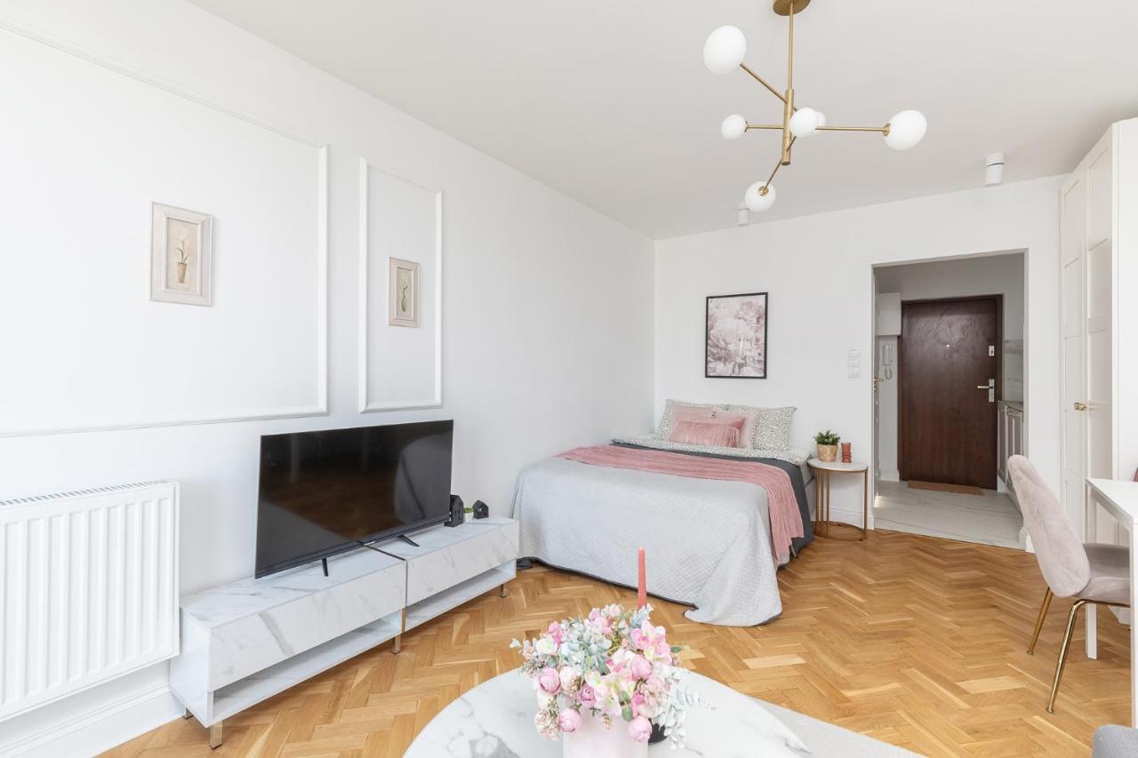 Apartament Superapart Dyminska 6 Warszawa Zewnętrze zdjęcie